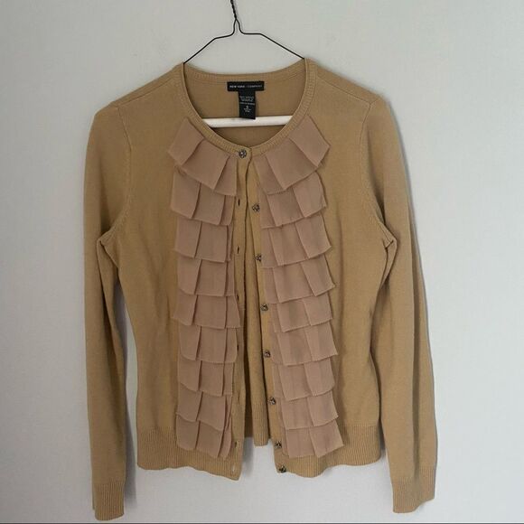 New York & Co Women’s Ruffle Front Button Closing Tan Color Crew Neck Cardigan - Picture 1 of 4